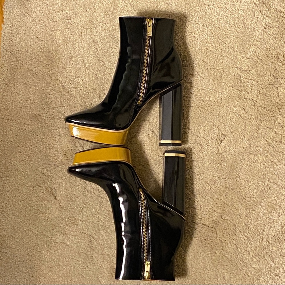 Calvin Klein Bernadet Platform Black Gold Patent Leather Boots size 5 - Picture 3 of 7